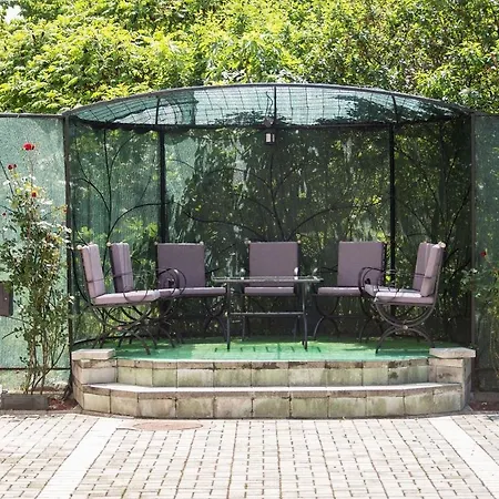 Otava Lux Pensión 4*